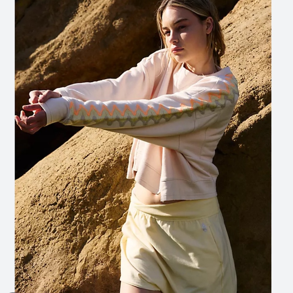 Free people Feeling Wavy Intercept Pullover (light sand)